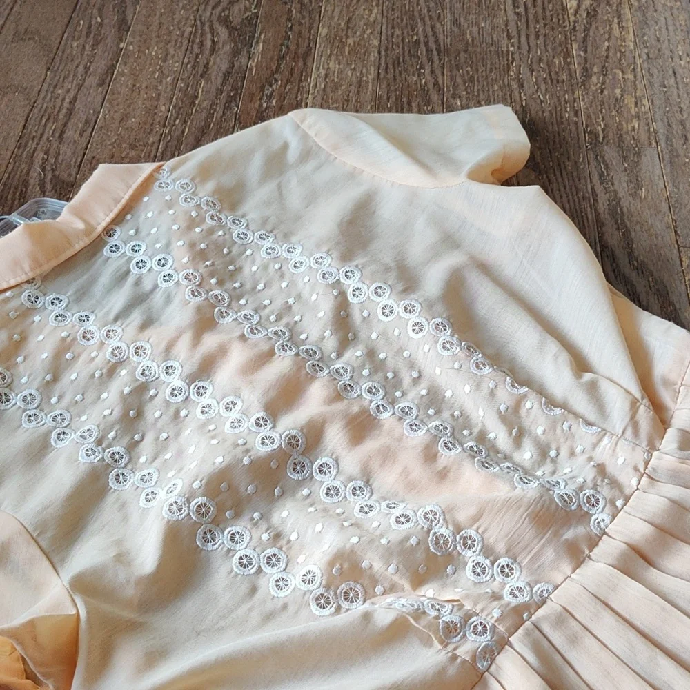 Charming Peach and Mint Vintage Dresses size M  based on measurements - Picture 6 of 14